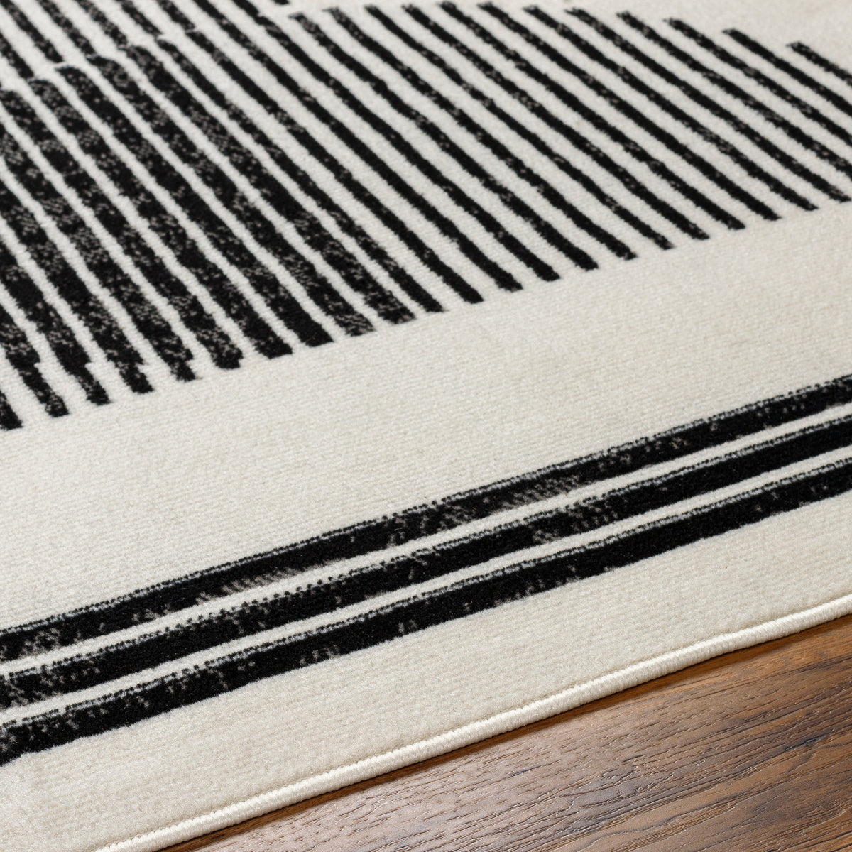 Surya Pisa Pss-2364 Light Gray, Black, Charcoal Rug.