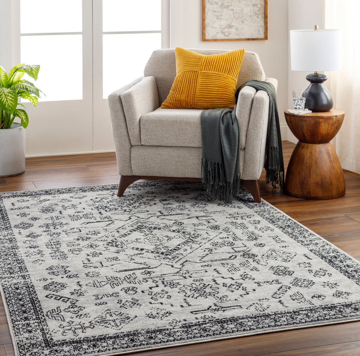Surya Pisa Pss-2366 Light Gray, Medium Gray, Black Rug.