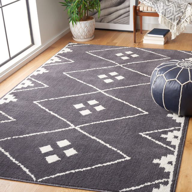 Safavieh Pyramid Pyr213H Charcoal/Ivory Rug.