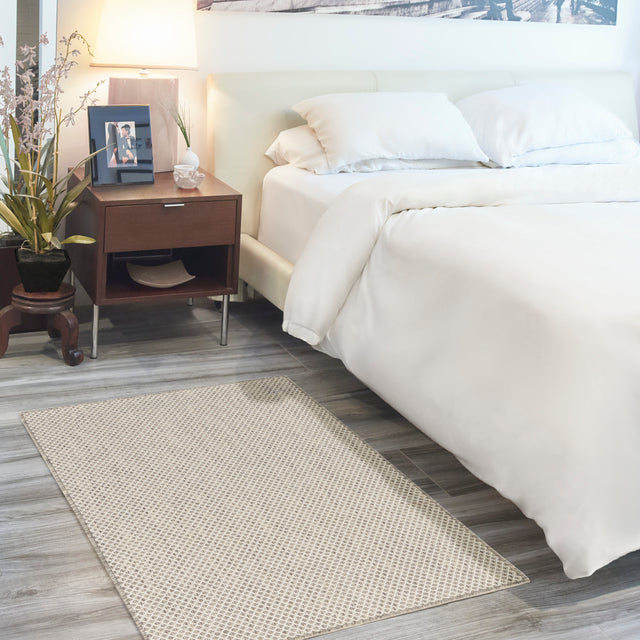 Nourison Courtyard COU01 Machine Made Ivory, Silver Rug