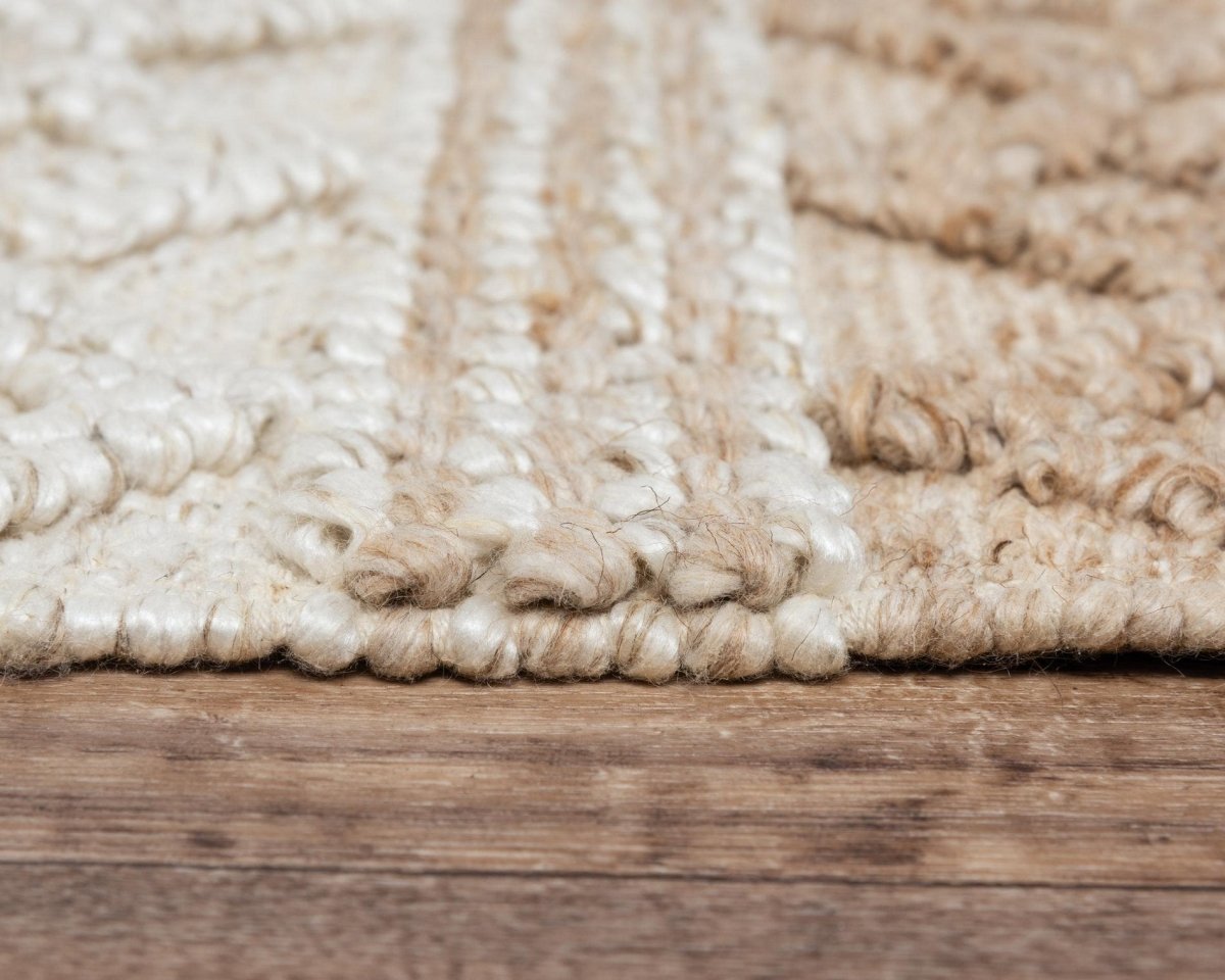 Rizzy Capri Cpi108 Beige Rugs.