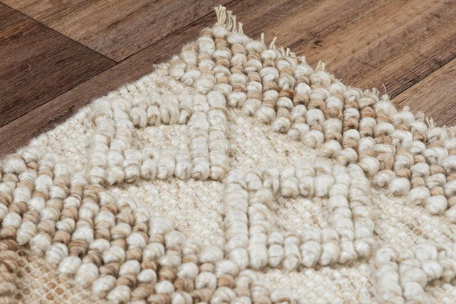 Rizzy Capri Cpi108 Beige Rugs.