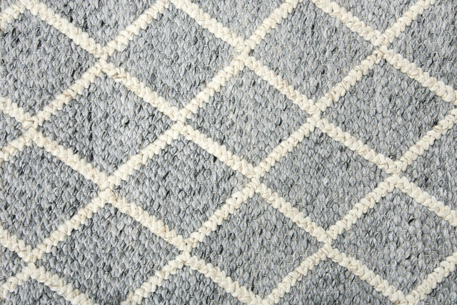 Rizzy Ewe Complete Me Ewe106 Gray Rugs.