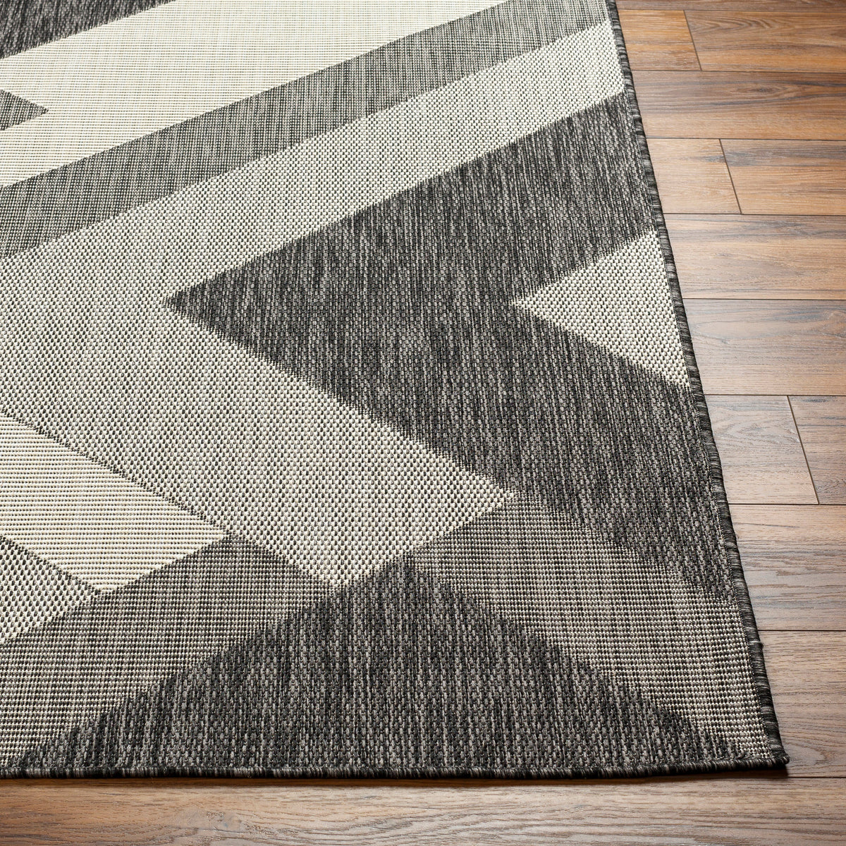 Surya Ravello Rvl-2320 Light Gray, Black, Ivory, Light Beige Rug.