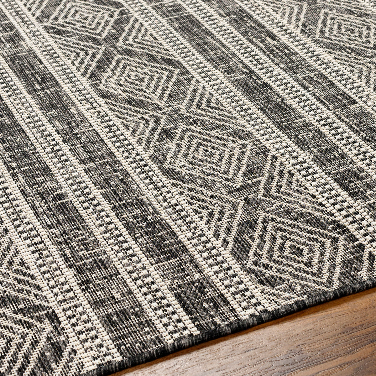 Surya Ravello Rvl-2323 Light Gray, Black, Ivory, Light Beige Rug.