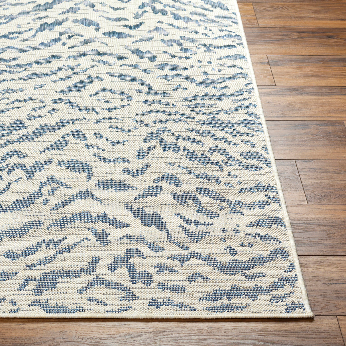 Surya Ravello Rvl-2351 Ivory, Light Beige, Denim, Dark Blue Rug.