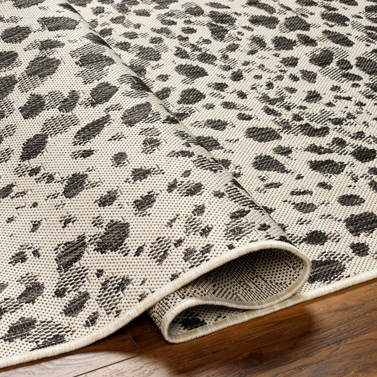 Surya Ravello Rvl-2356 Ivory, Light Beige, Light Gray, Black Rug.