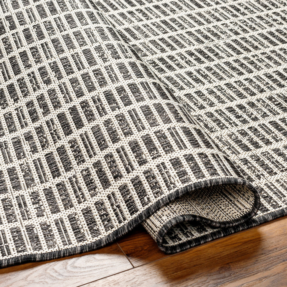 Surya Ravello Rvl-2362 Light Gray, Black, Ivory, Light Beige Rug.