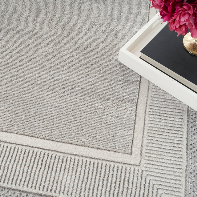 Nourison Glitz Glz07 Silver Rug.