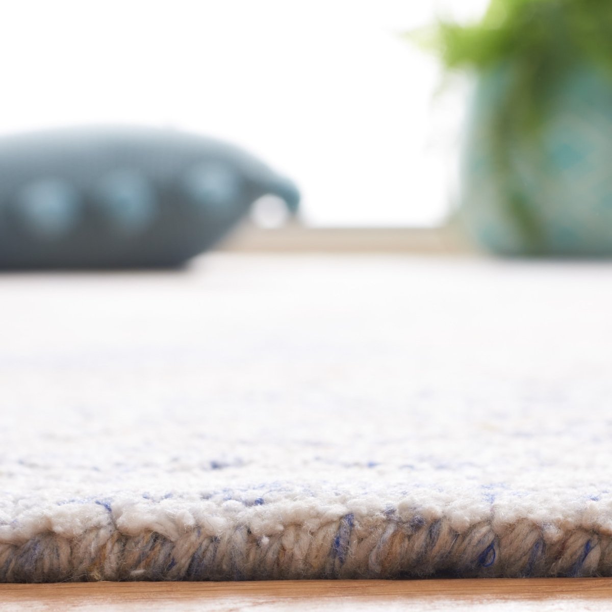 Safavieh Abstract Abt212M Blue/Grey Rug.