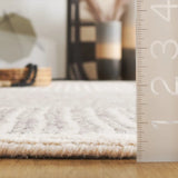 Safavieh Abstract 4'-0" x 6'-0" Rug in Ivory / Grey