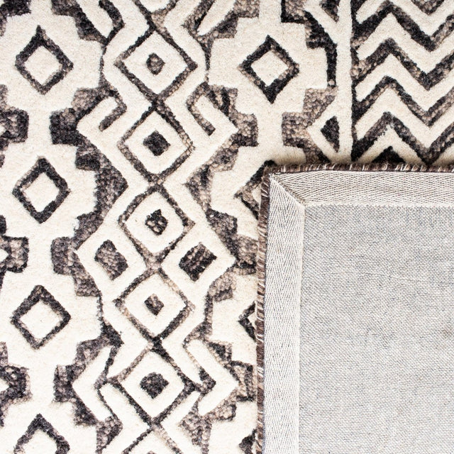 Safavieh Abstract Abt259F Ivory/Grey Rugs.