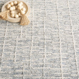 Safavieh Abstract Abt283L Light Blue/Ivory Rug.