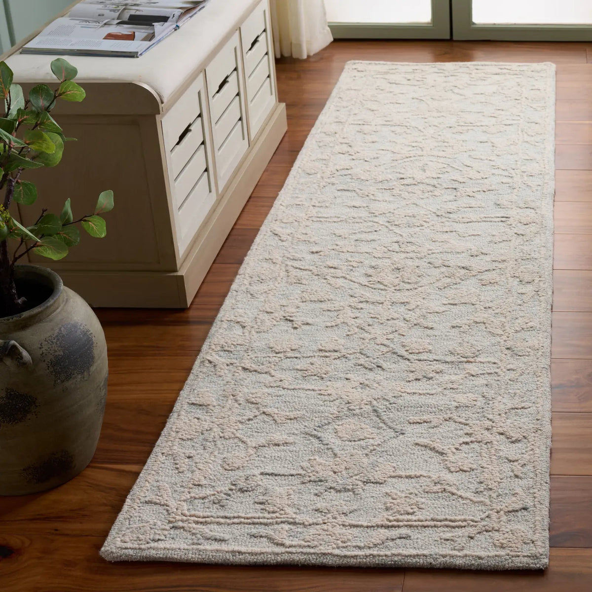 Safavieh Abstract 2'-3" x 8'-0" Rug in Light Grey / Ivory