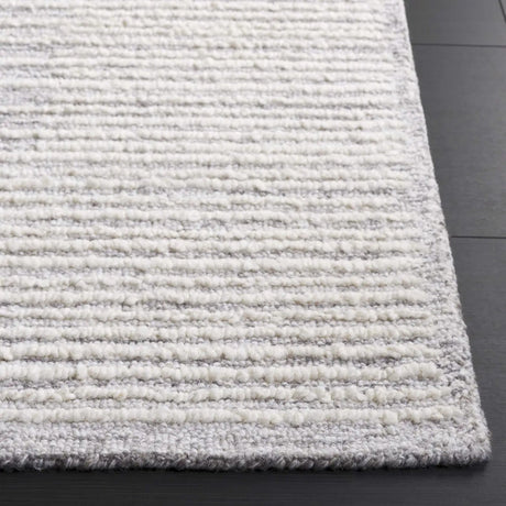 Safavieh Abstract 4'-0" x 6'-0" Rug in Grey / Ivory
