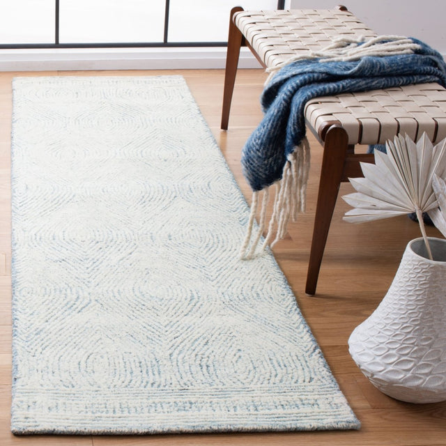 Safavieh Abstract Abt340M Ivory/Blue Rug.