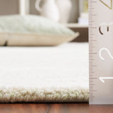 Safavieh Abstract Abt340Y Green/Ivory Rug.