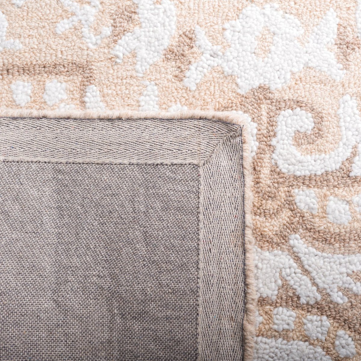 Safavieh Abstract Abt353A Ivory/Beige Rug.