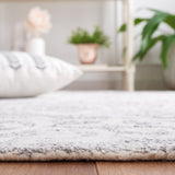 Safavieh Abstract Abt354A Ivory/Light Grey Rug.