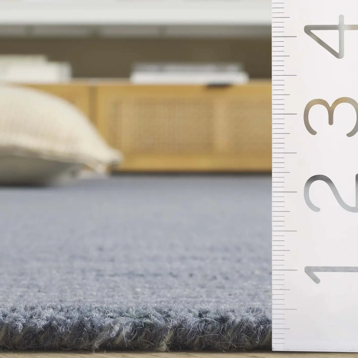 Safavieh Abstract 4'-0" x 6'-0" Rug in Grey / Denim