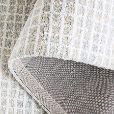 Safavieh Abstract 4'-0" x 6'-0" Rug in Ivory / Sage