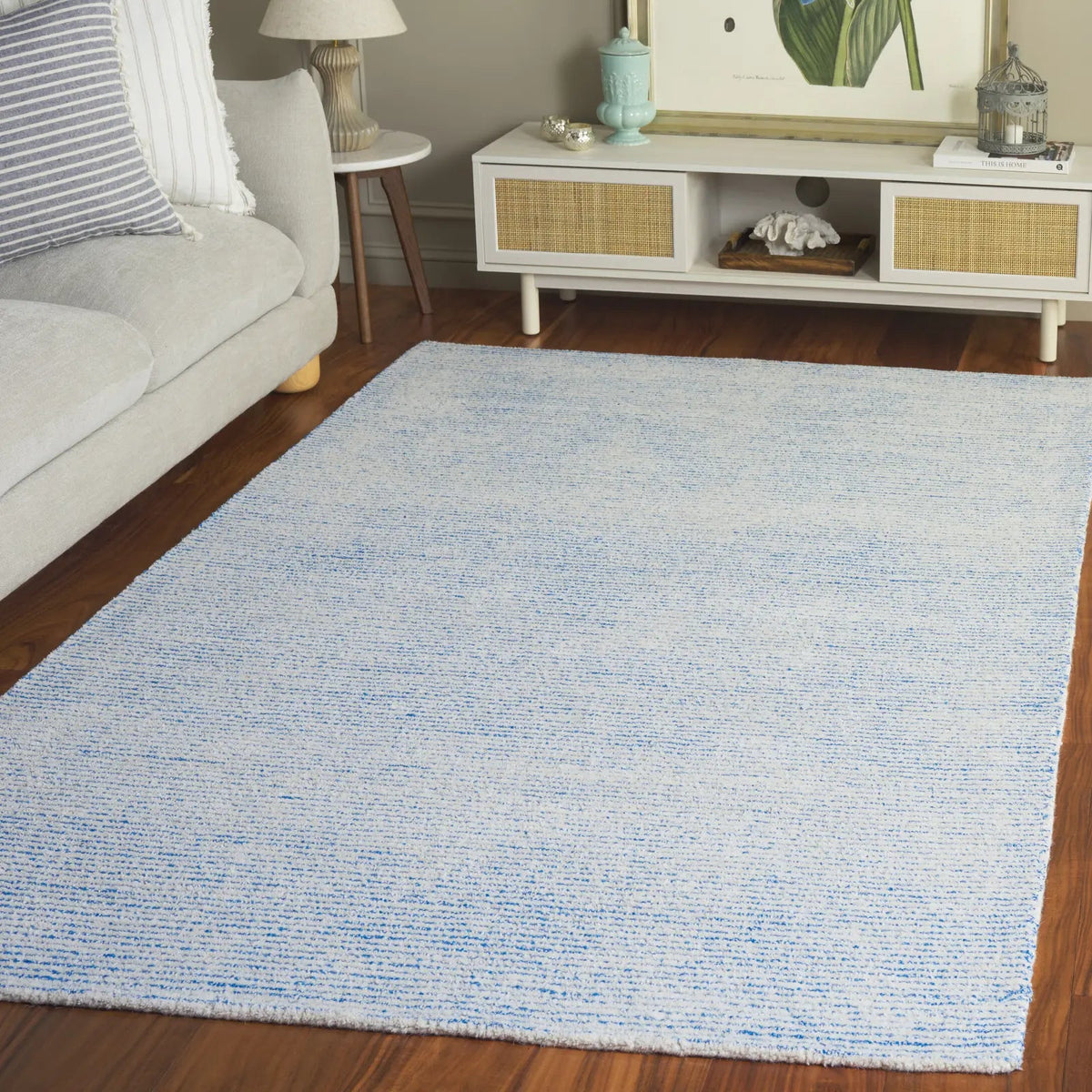 Safavieh Abstract 4'-0" x 6'-0" Rug in Ivory / Blue