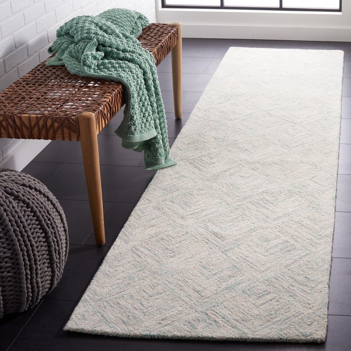 Safavieh Abstract Abt428F Grey/Turquoise Rug.