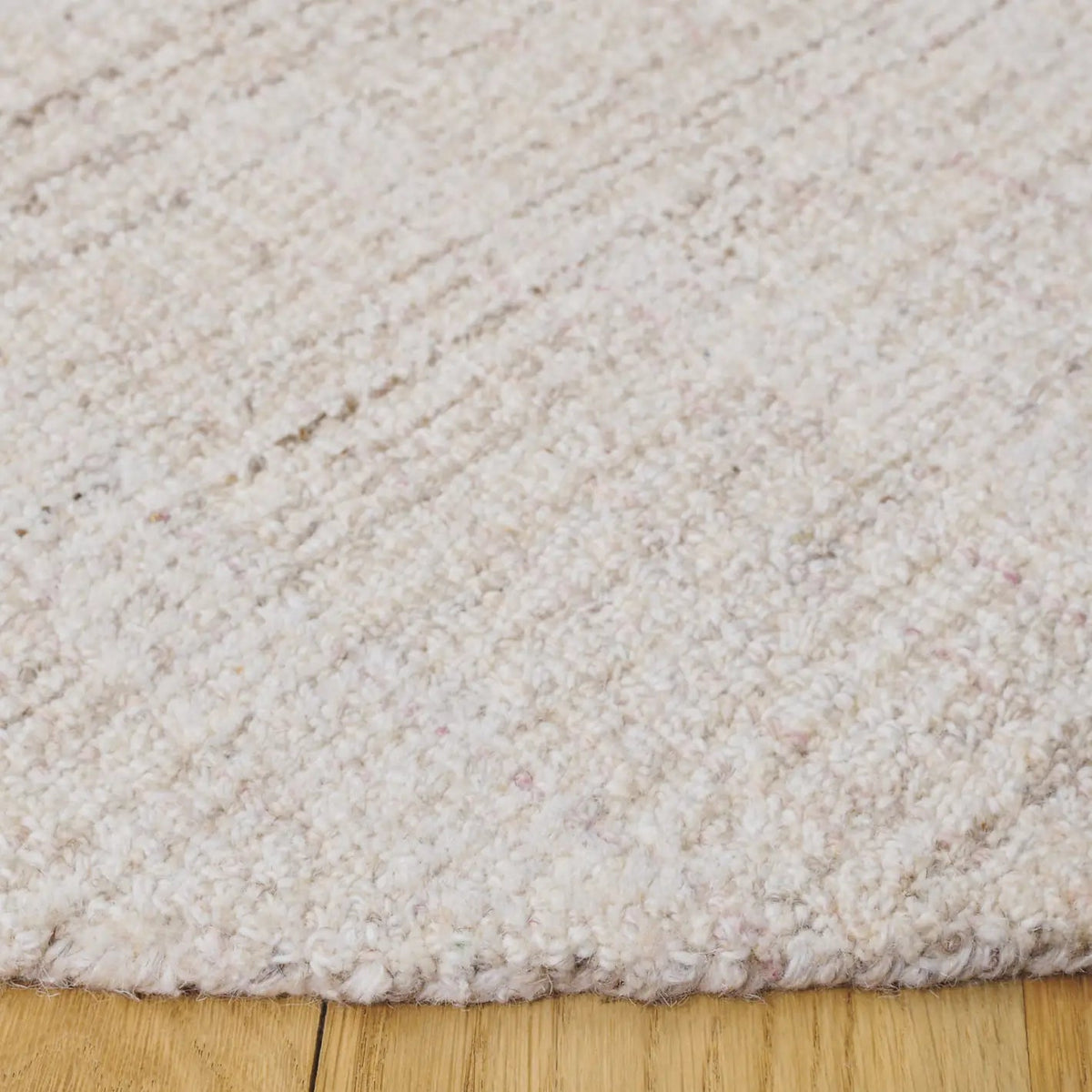Safavieh Abstract 6'-0" x 6'-0" Rug in Beige / Ivory