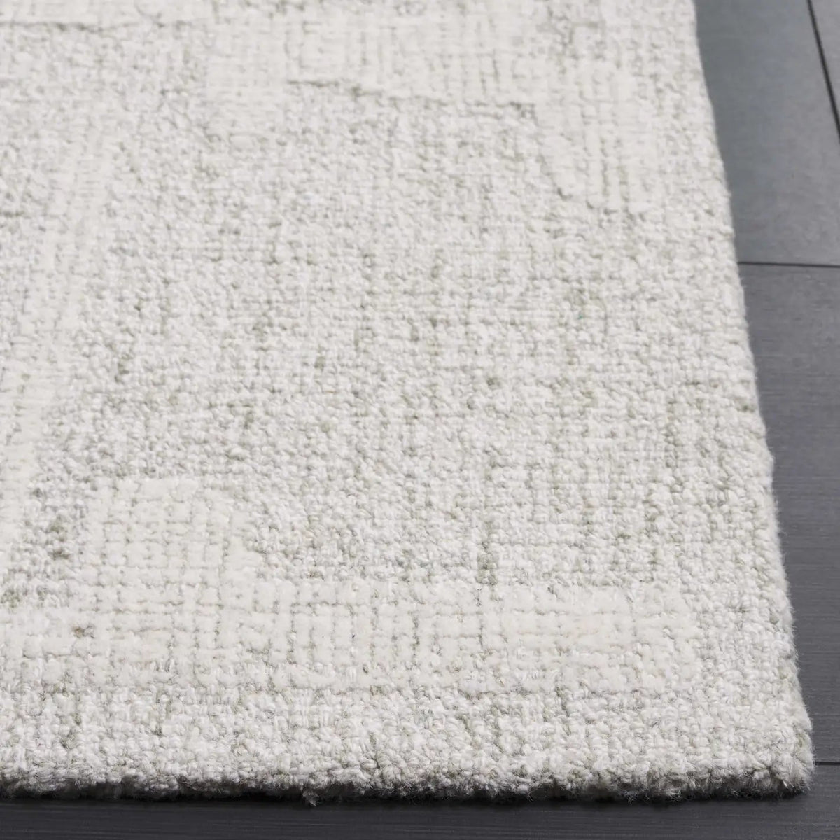 Safavieh Abstract 4'-0" x 6'-0" Rug in Sage Green / Ivory