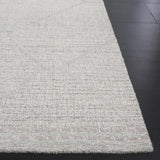 Safavieh Abstract 4'-0" x 6'-0" Rug in Light Grey / Ivory