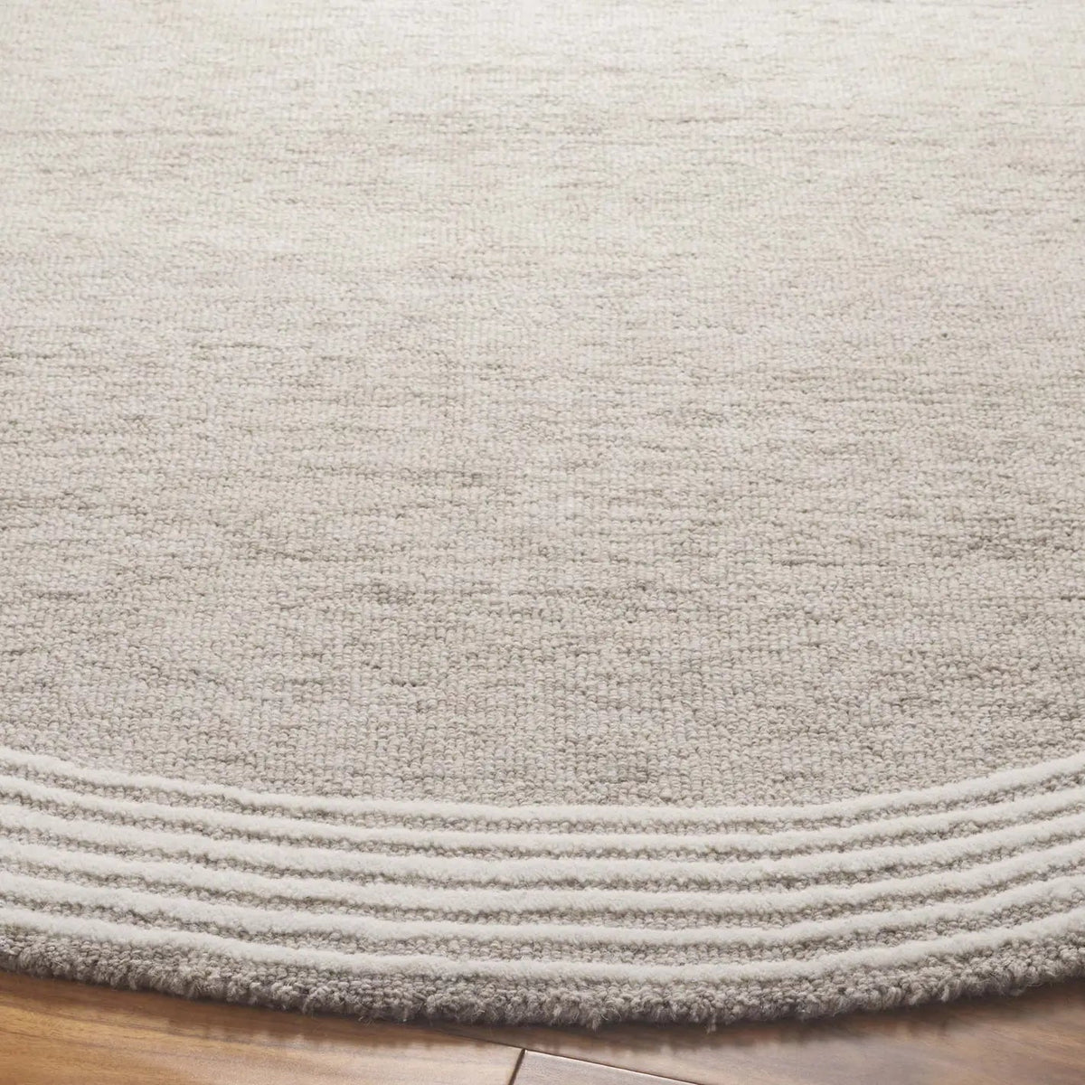 Safavieh Abstract 6'-0" x 6'-0" Rug in Beige / Ivory