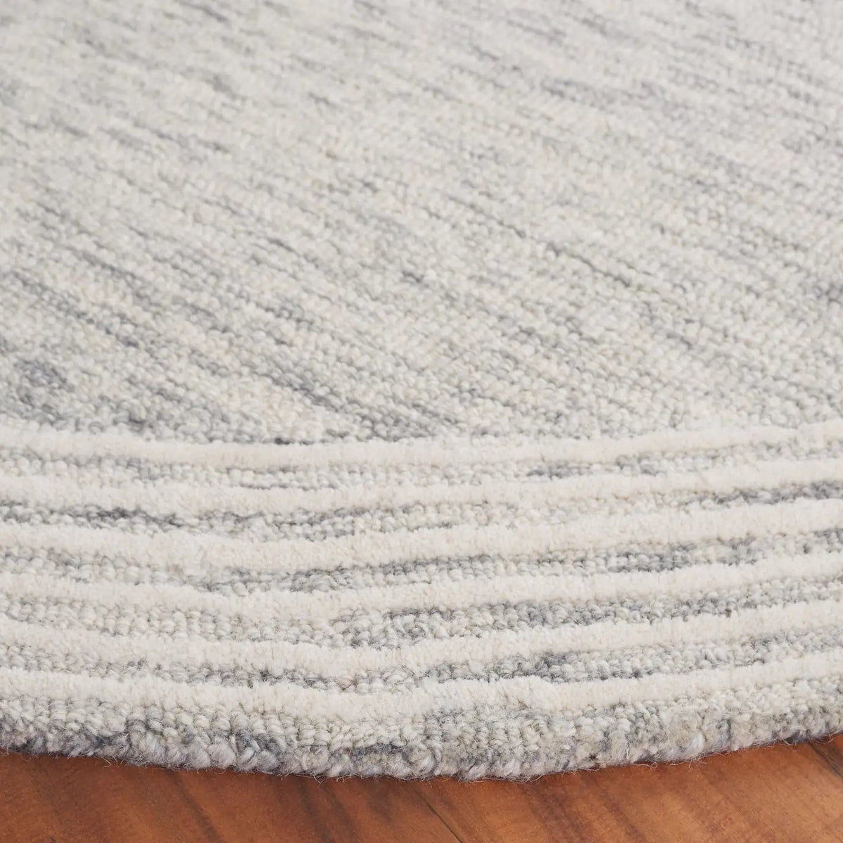 Safavieh Abstract 6'-0" x 6'-0" Rug in Grey / Ivory