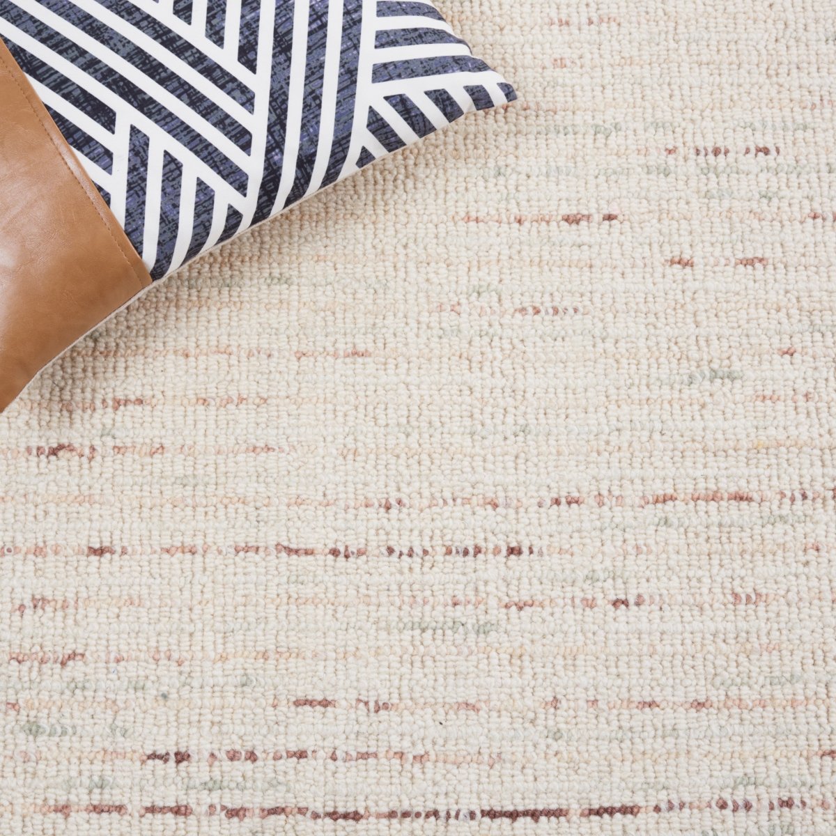 Safavieh Abstract Abt468T Ivory/Brown Rug.