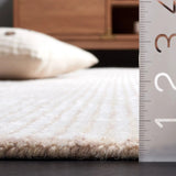 Safavieh Abstract 4'-0" x 6'-0" Rug in Ivory / Beige