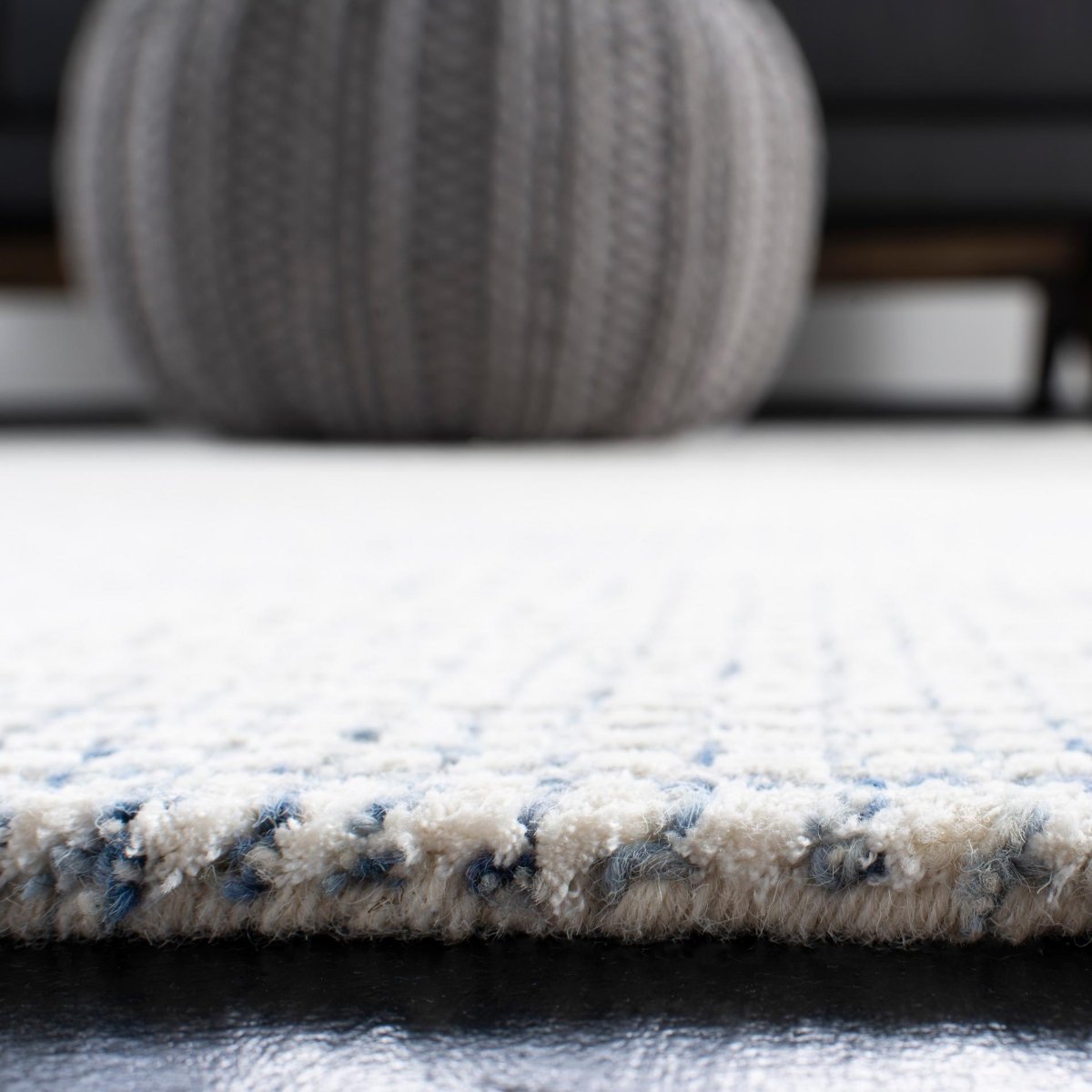 Safavieh Abstract Abt470M Ivory/Blue Rugs.