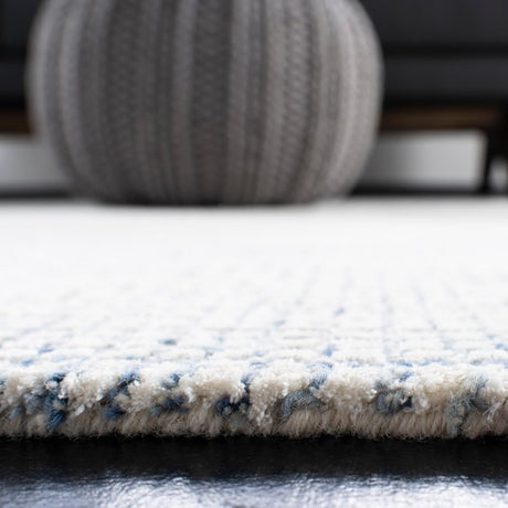 Safavieh Abstract Abt470M Ivory/Blue Rugs.