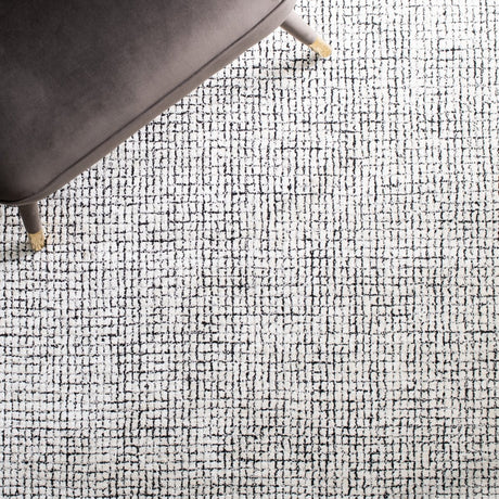 Safavieh Abstract Abt470Z Ivory/Black Rug.