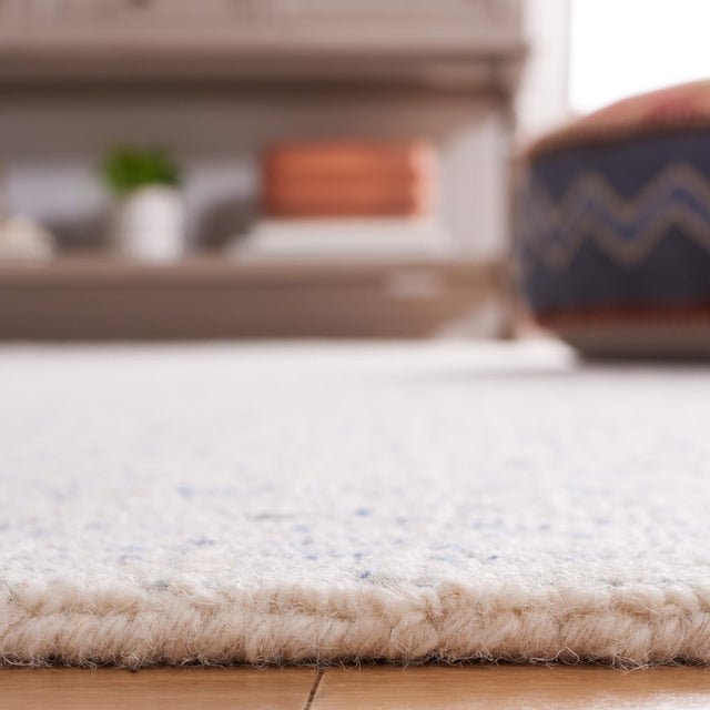 Safavieh Abstract Abt480M Blue/Ivory Rug.