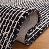 Safavieh Abstract Abt482Z Black/Ivory Rug.