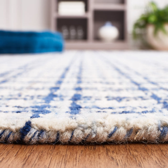 Safavieh Abstract Abt485M Blue/Ivory Rug.