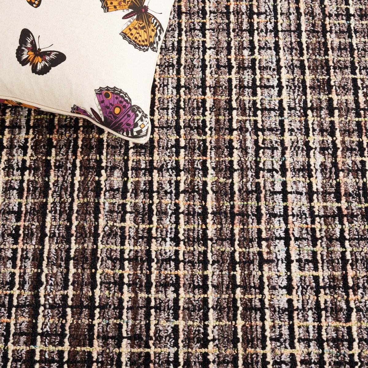Safavieh Abstract Abt491T Brown/Black Rug.