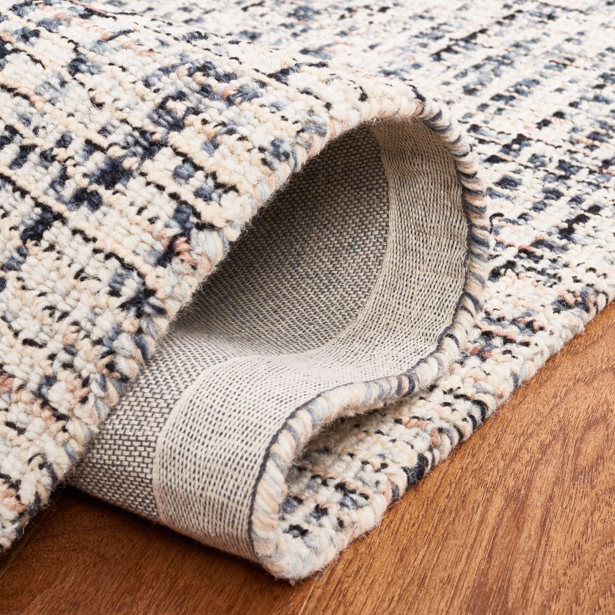 Safavieh Abstract Abt493Z Black/Beige Rug.