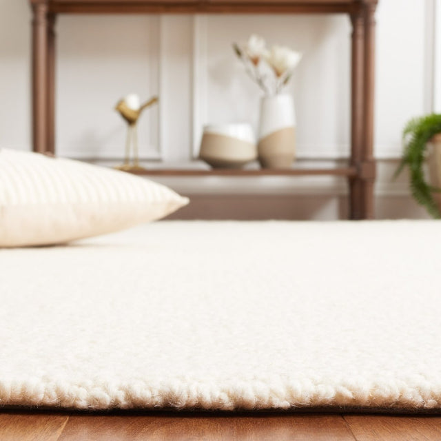Safavieh Abstract Abt494A Ivory Rug.