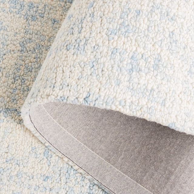 Safavieh Abstract Abt495L Light Blue/Ivory Rug.