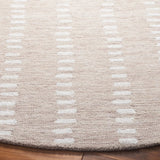 Safavieh Abstract 5'-0" x 5'-0" Rug in Beige / Ivory