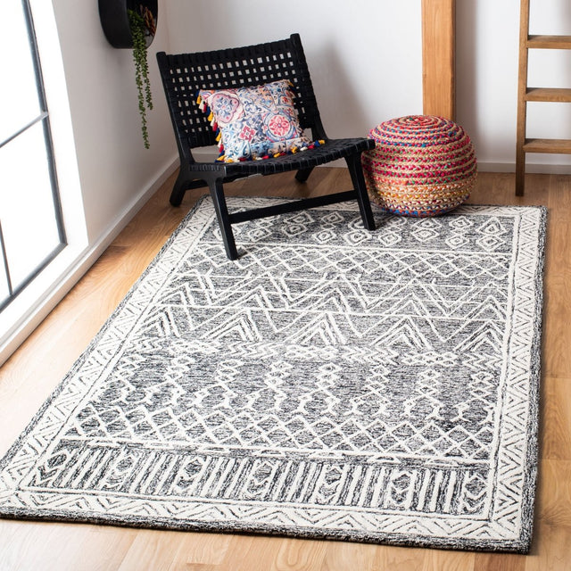 Safavieh Abstract Abt558A Ivory/Black Rug.