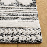 Safavieh Abstract Abt559Z Black/Ivory Rug.