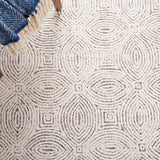 Safavieh Abstract Abt575B Beige/Ivory Rug.