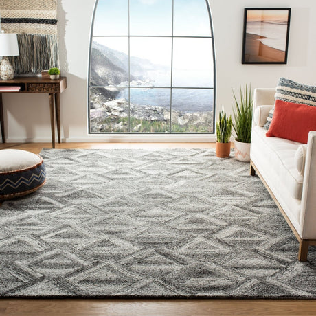 Safavieh Abstract Abt607F Grey/Black Rug.