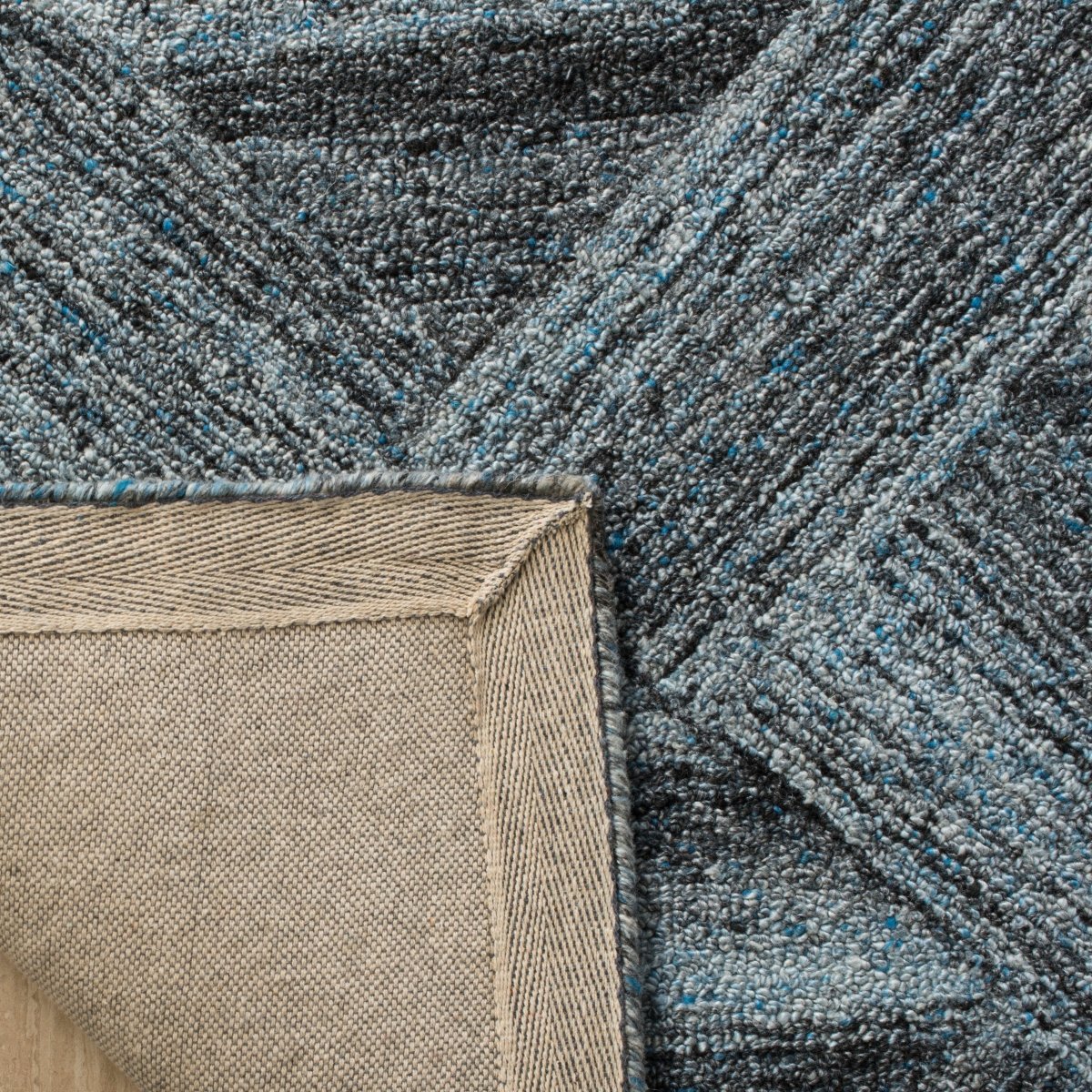 Safavieh Abstract Abt607M Blue/Black Rug.